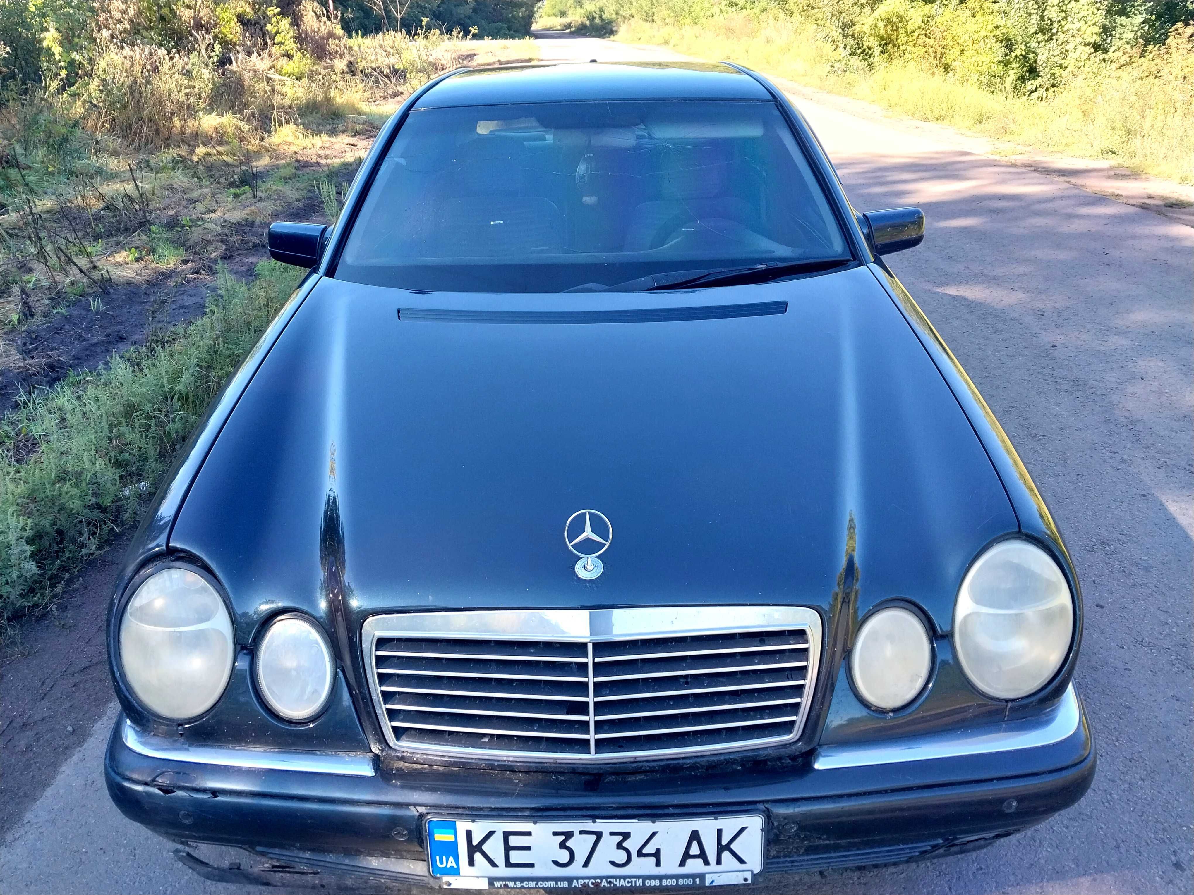 Продам або обміняю Mercedes-Benz E-430