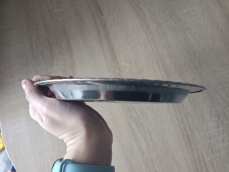 Taca Dekoracyjna Srebrna Okrągła śr. 18,5cm Zdobiona Home Accents