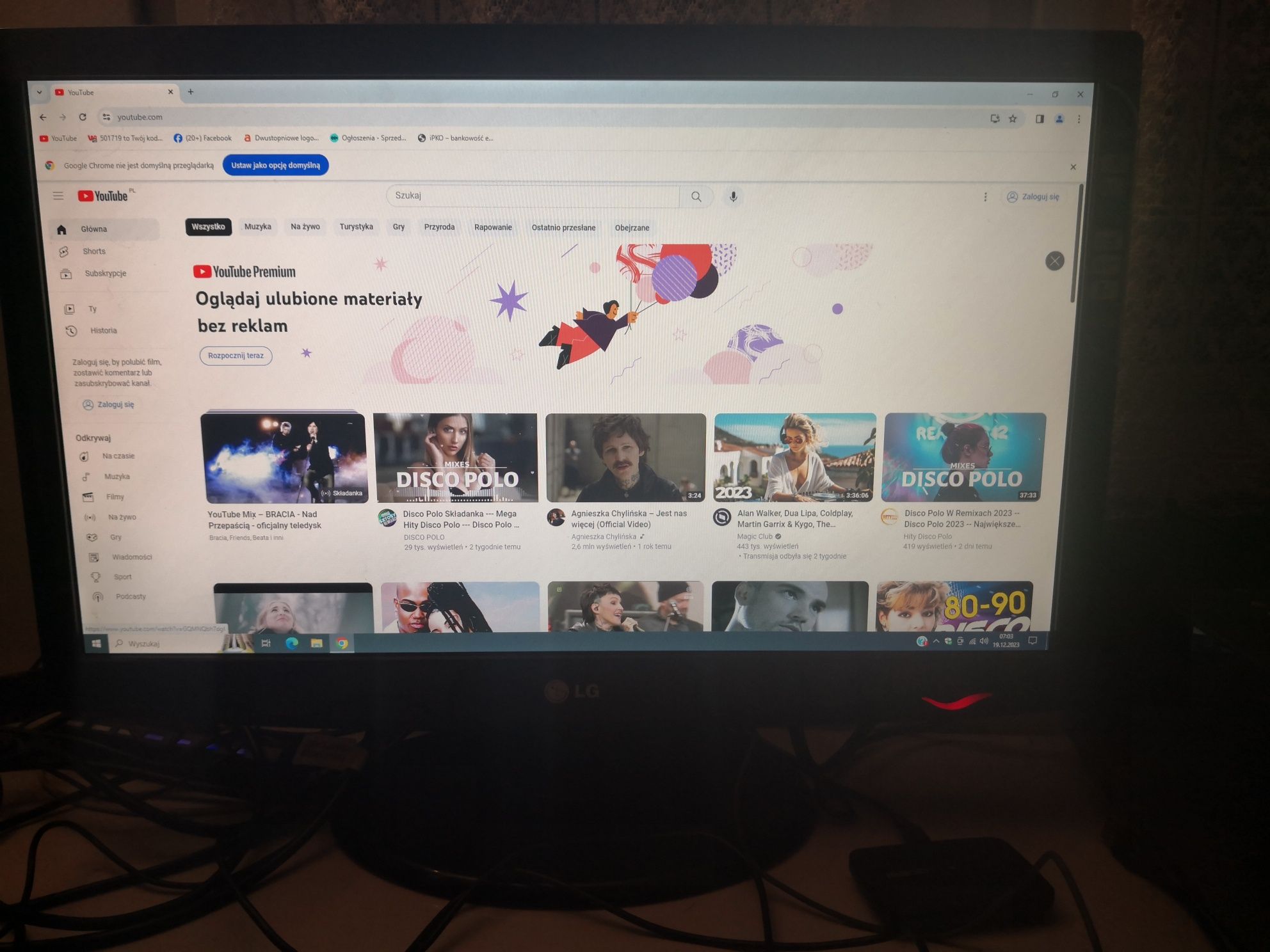 Monitor 23 cale LG sprawny