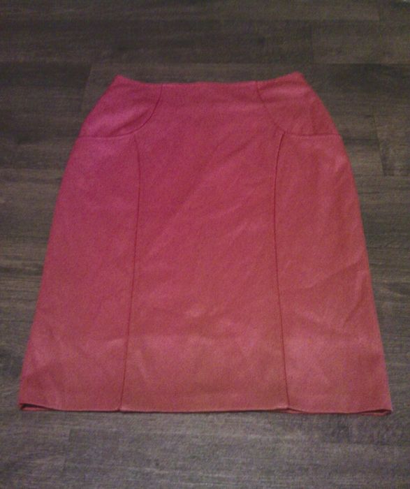 Czerwona spódnica bomag 40
