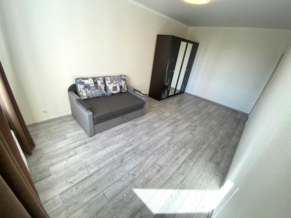 Справді Простора та Якісна Двушка В НБ біля Озера VS  ID: 39011