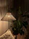 Lampa stojąca boho