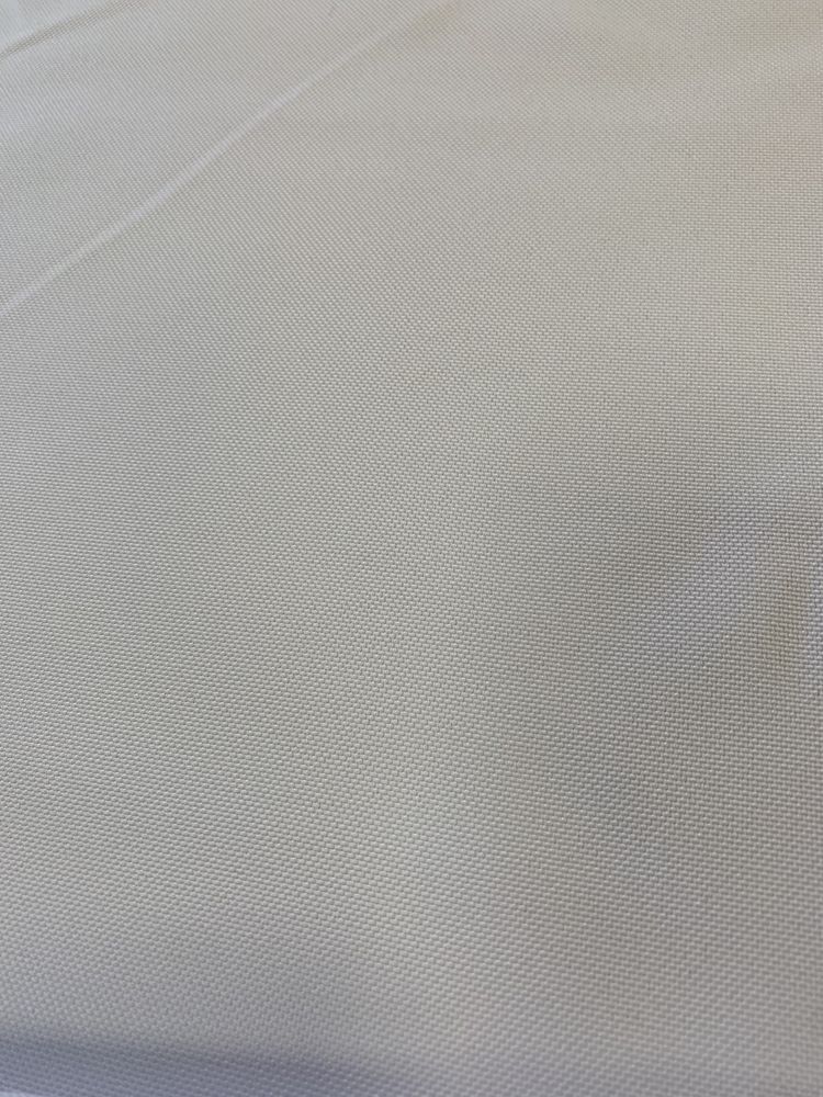 Tkanina na obrusy biała