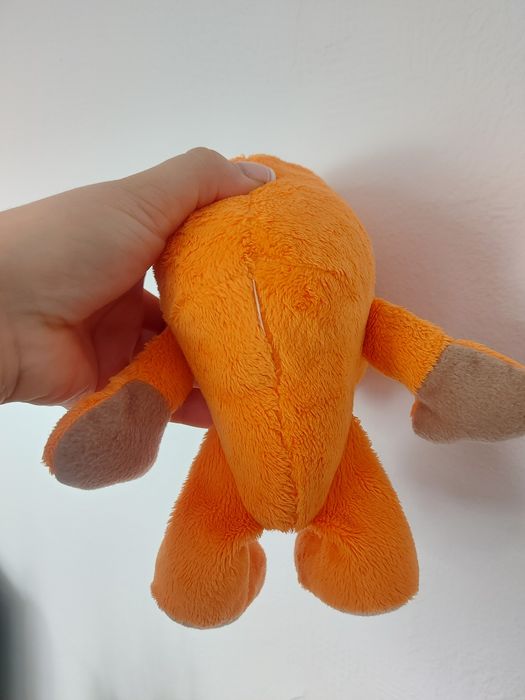 Maskotka Gang Świeżaków Marchewka pluszak Biedronka miękka zabawka