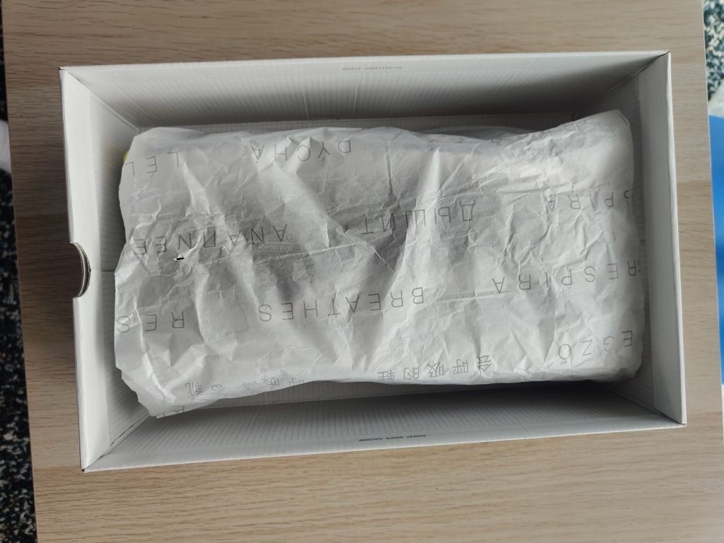 Sneakersy J Areanter B. Rozmiar 42 nowe.
