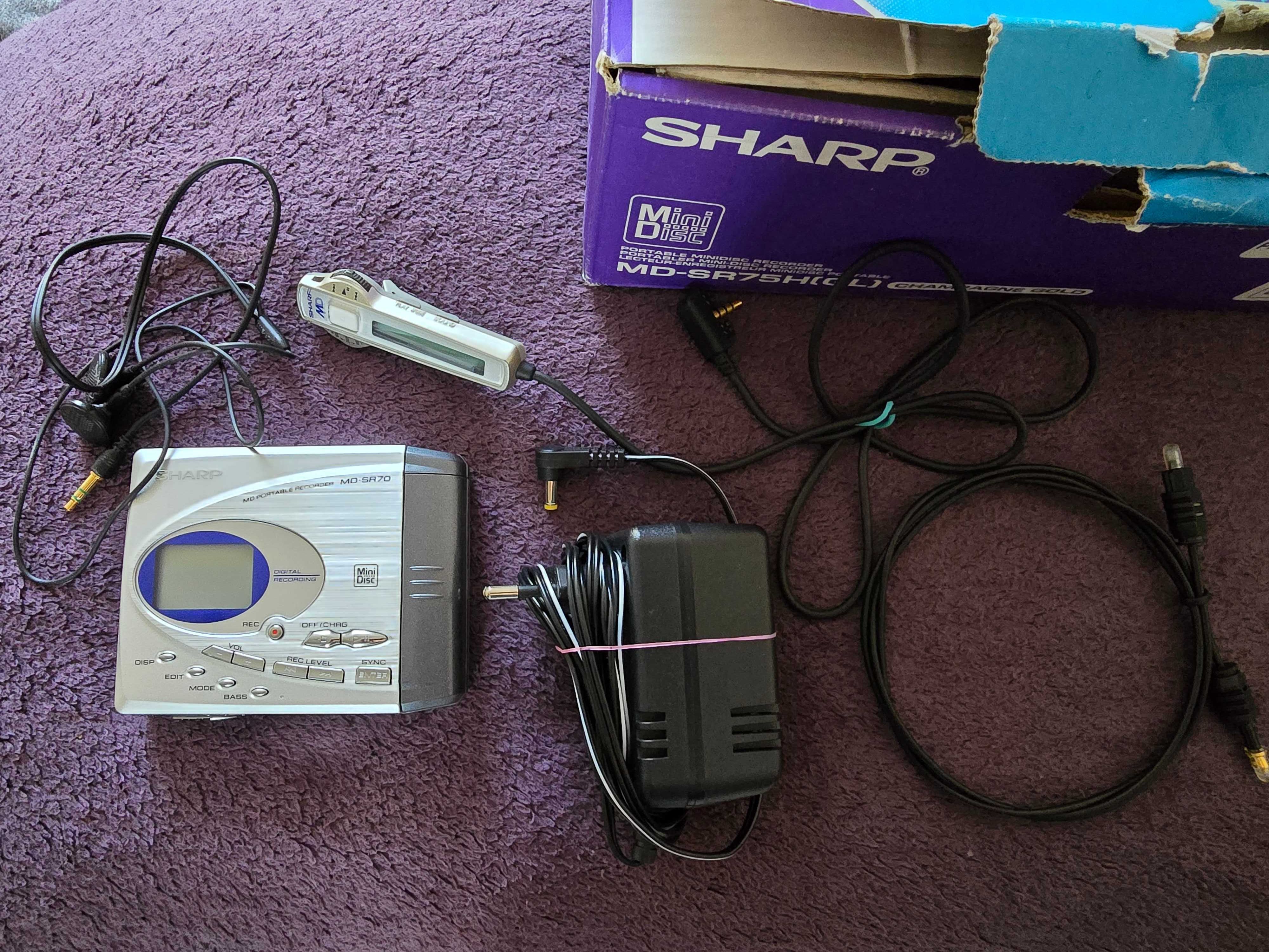 MiniDisc Walkman Sharp MD SR 70