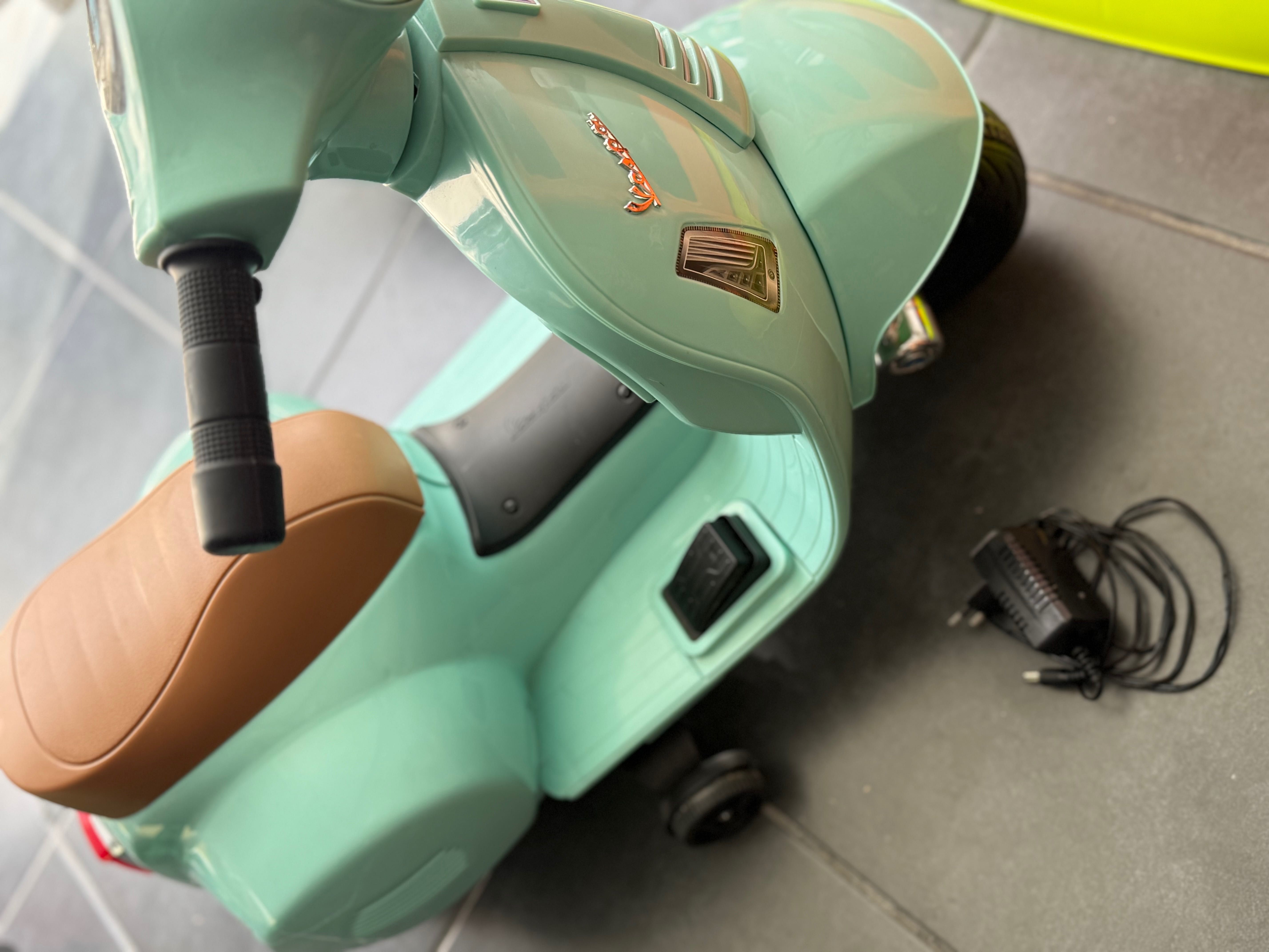 Vespa mota de bebé