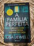 Livro “Uma família perfeita”