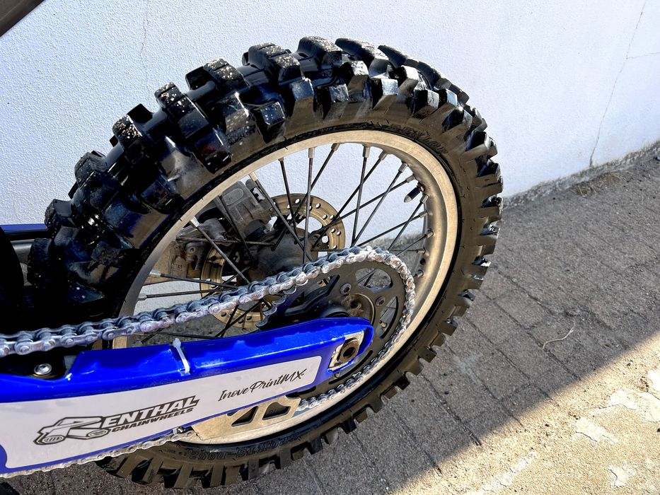 Yamaha Yz 125————- nao matriculada
