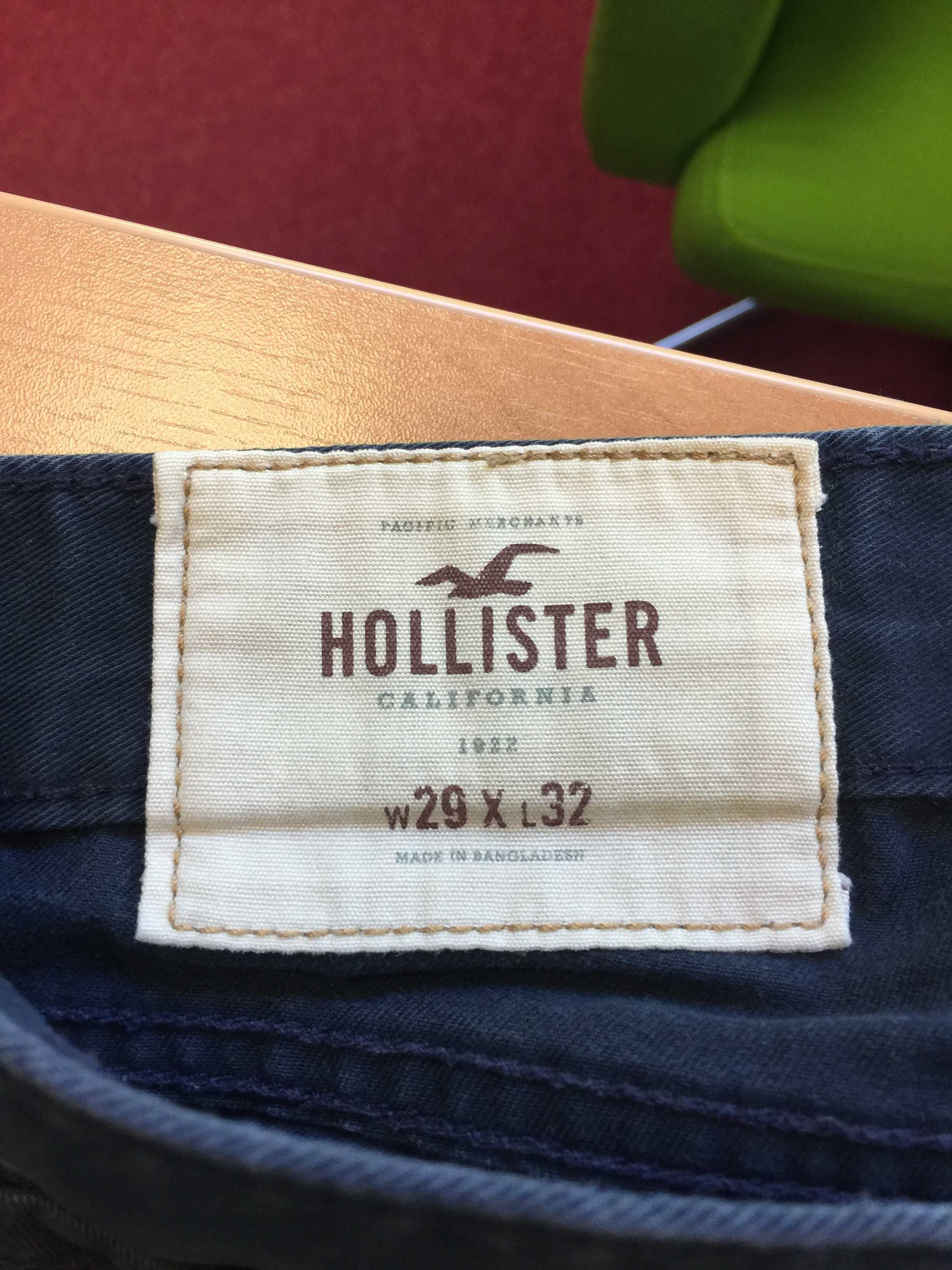 Spodnie granatowe Hollister