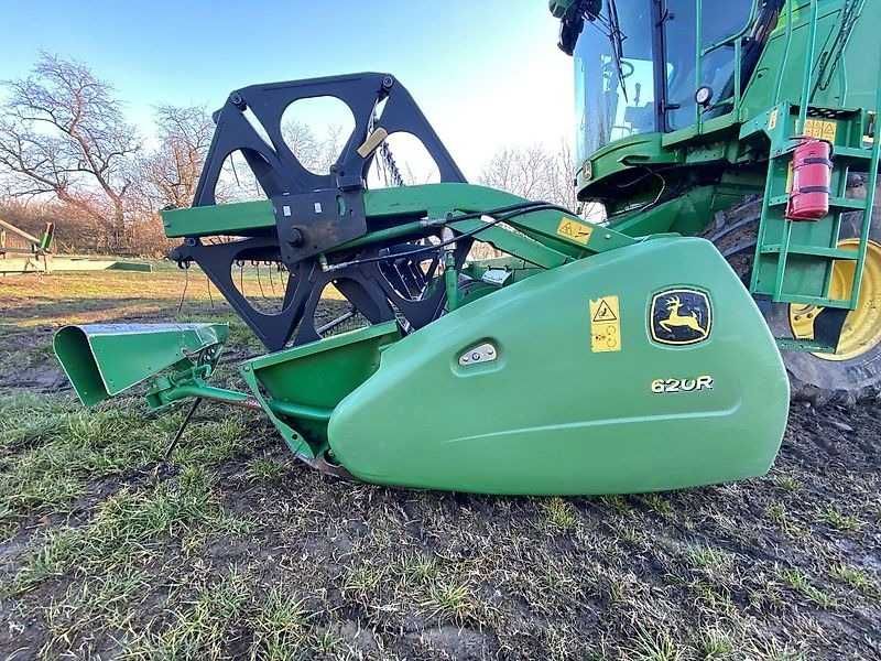 Комбайн John Deere W650