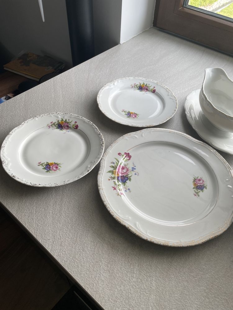 Biała porcelana zestaw 5 sztuk