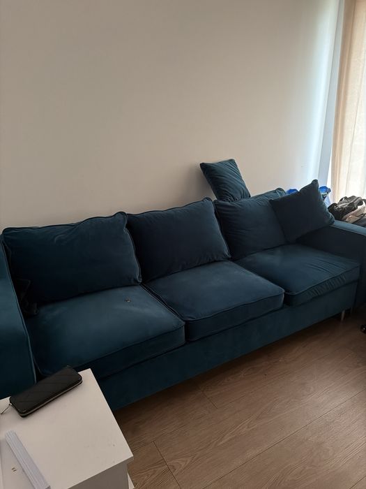 Sofa rozkładana aksamitna zielona Westwing Collection