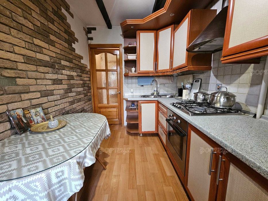 Продаж 2-х кімн квартири на Калнишевського/Осіння