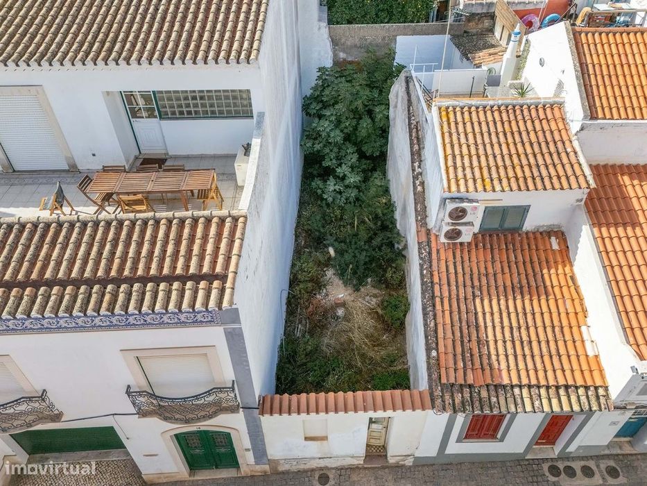 Terreno No Centro Histórico Para Construção
