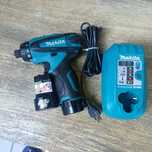Makita 10,8V Wkrętarka DF 030D zestaw JAPAN BDB