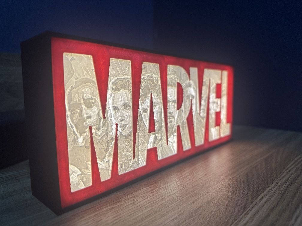 Lightbox Marvel/