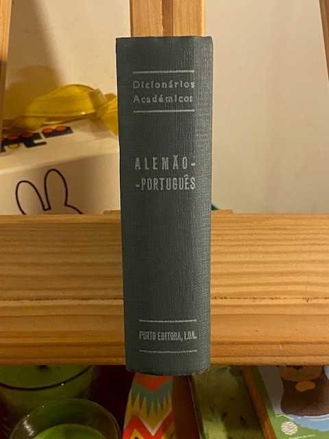 Dicionário – Alemão / Português - Académico