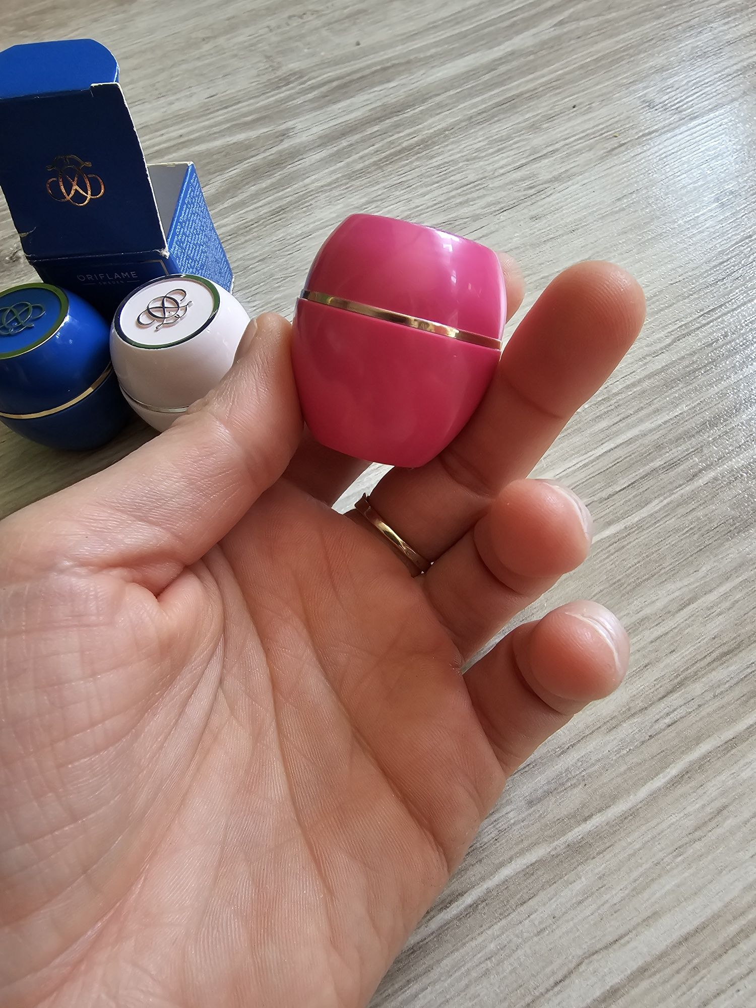 Balsamy do ust Oriflame