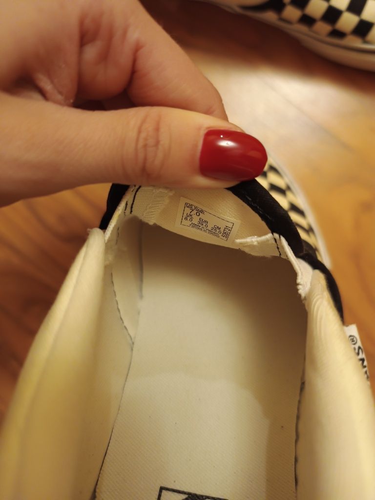 Vans slip on-praktycznie nowe , biało czarne
