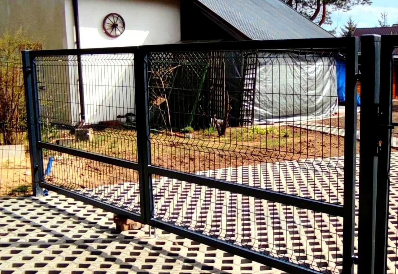 Brama wjazdowa panelowa brama dwuskrzydłowa  4 x 1,7 słupek 80x80x3
