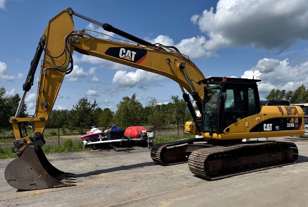 Caterpillar 324D  Caterpillar 324D CAT