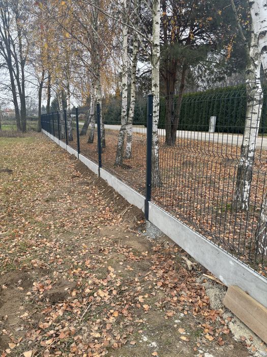 Montaż  ogrodzeń