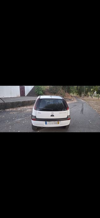 Opel corsa c 1.7