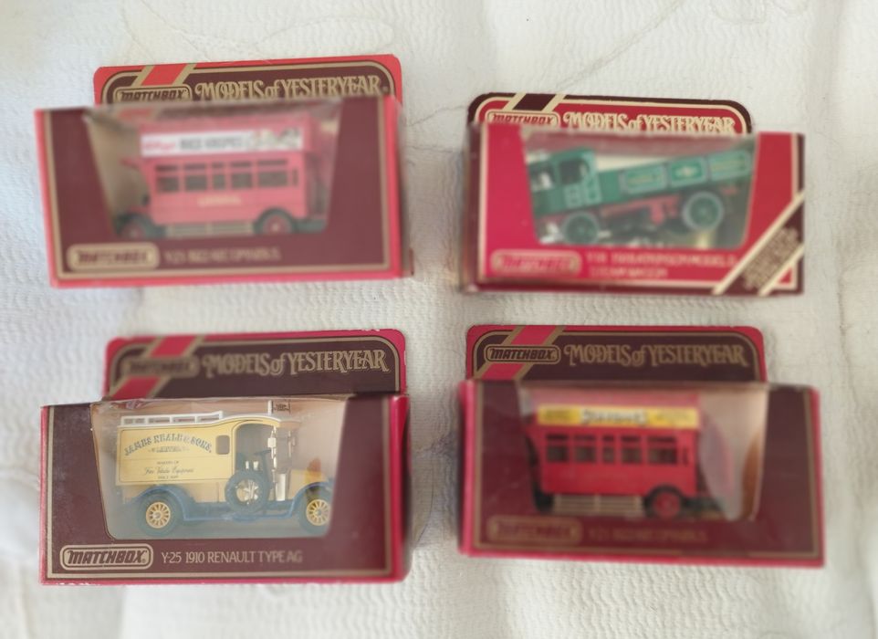 conjunto de 4 carros Matchbox de Ontem.