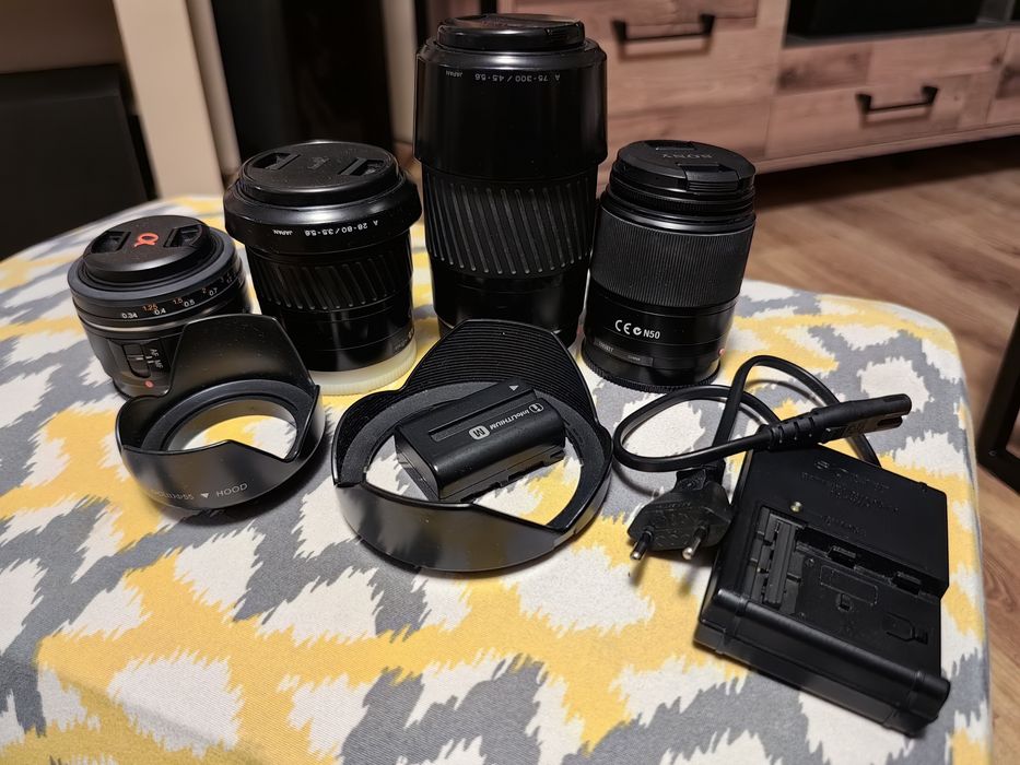 Sony A77 + obiektywy + torba