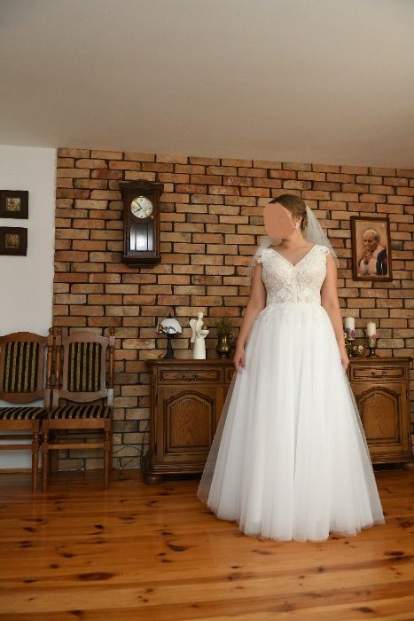 Suknia ślubna model 1272