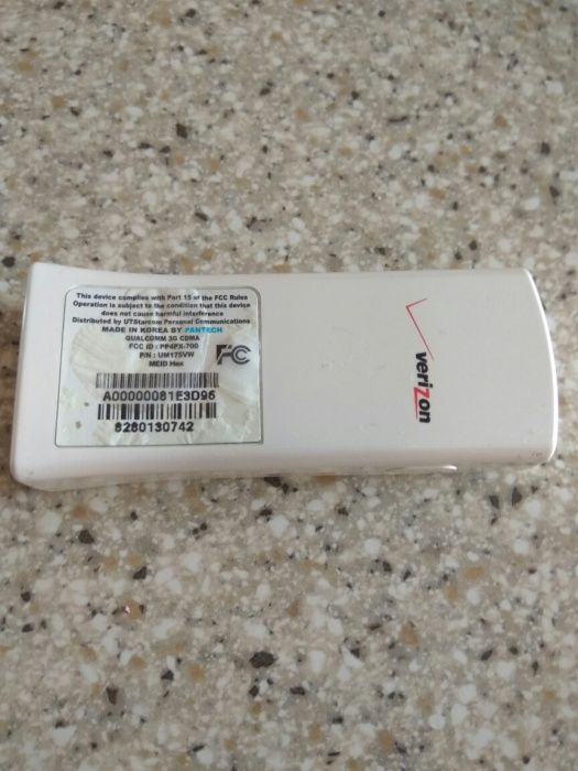 USB CDMA-модем Pantech UM175VW
