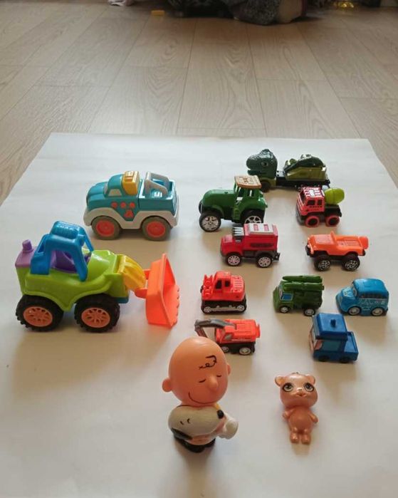 Пакет игрушек машинки для мальчика экскаватор джип Грузовичок Пик