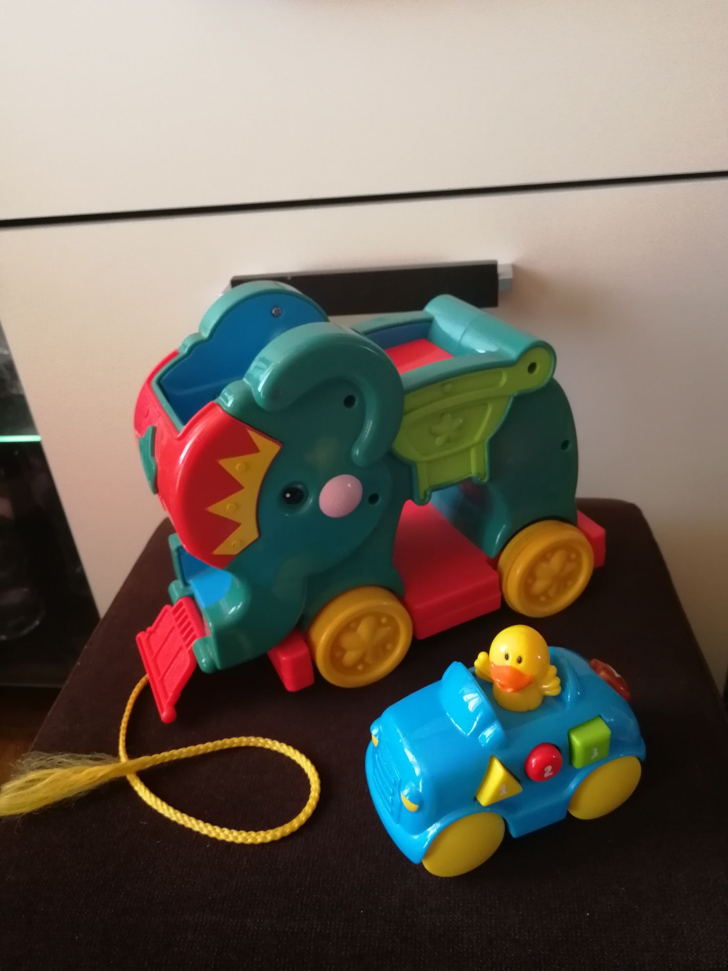 Słoń fisher price + samochodzik