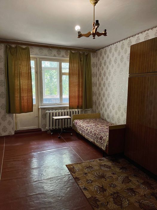 Оренда 1 кімнатна квартира біля супермаркету «Бджілка».