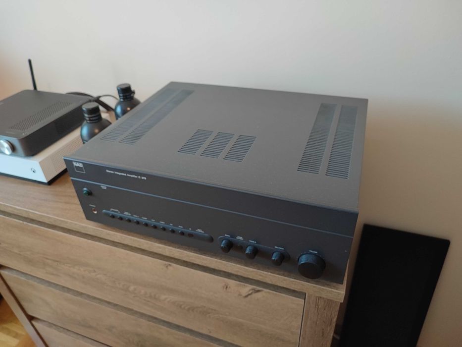 NAD C370 wzmacniacz stereo