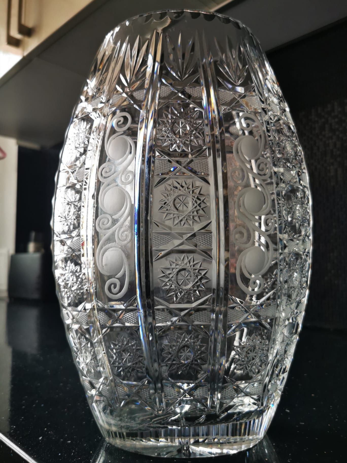 Piękny, wielki, wazon kryształowy PRL.