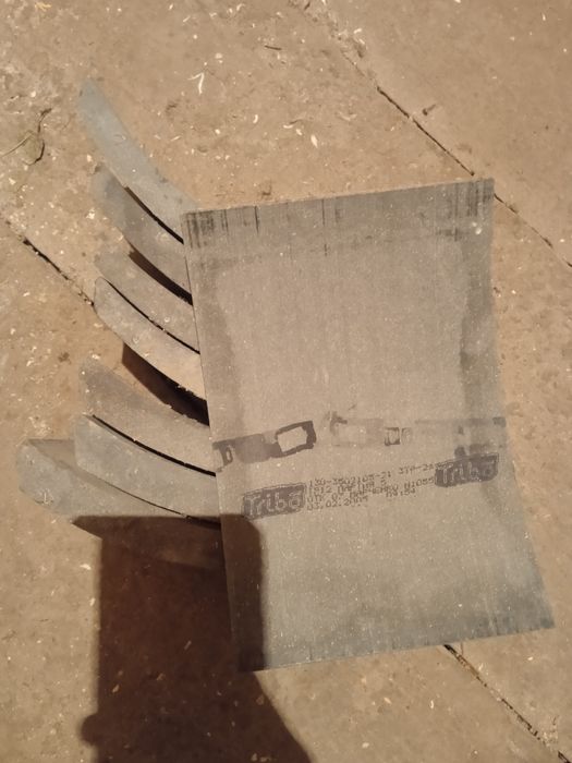 Тормозні накладки