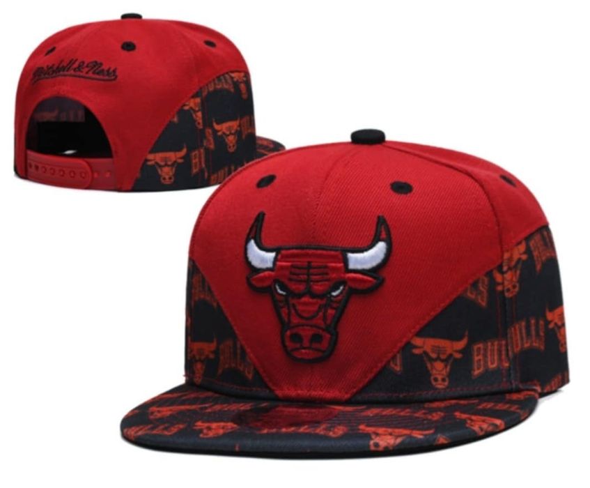 Czapka z prostym daszkiem Snapback Chicago Bulls Mitchell Ness NBA