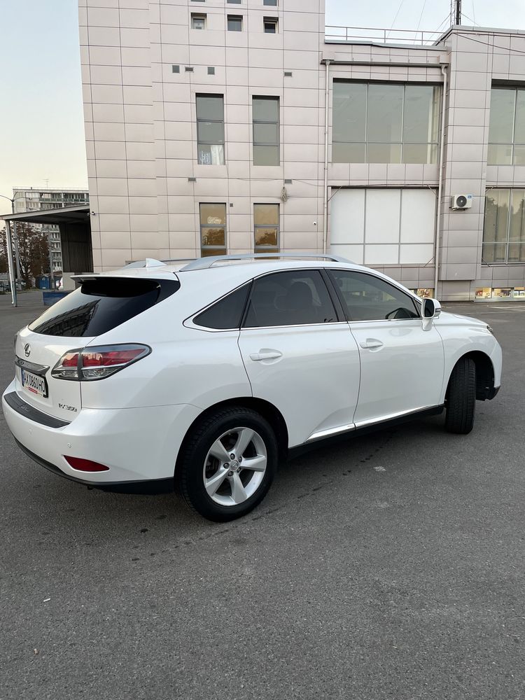 Продам Lexus RX 350 2015