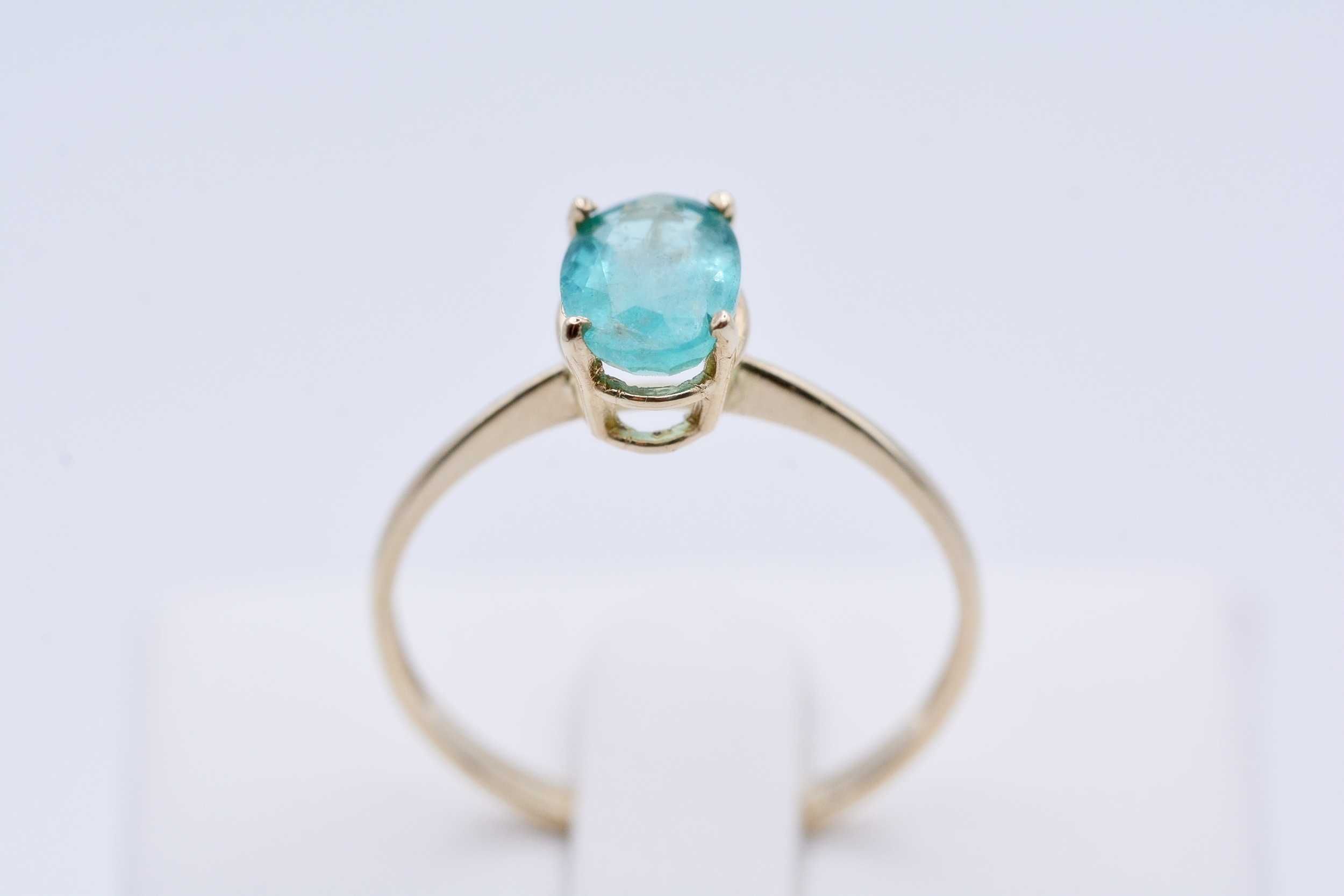 Klasycznie piękny pierścionek z dużym szmaragdem 1,45 ct złoto 585 14k