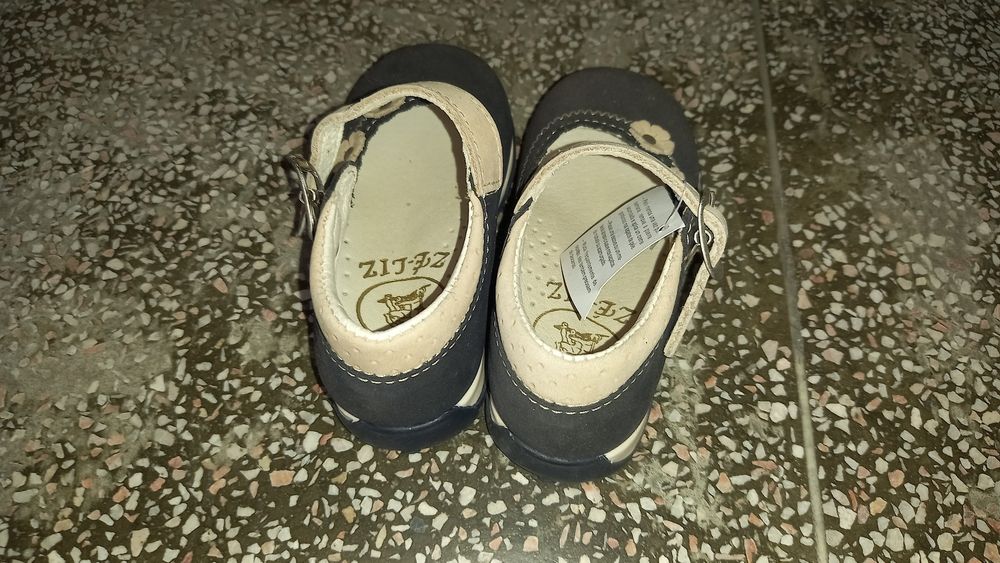 Sapato de meninas Zé-Liz