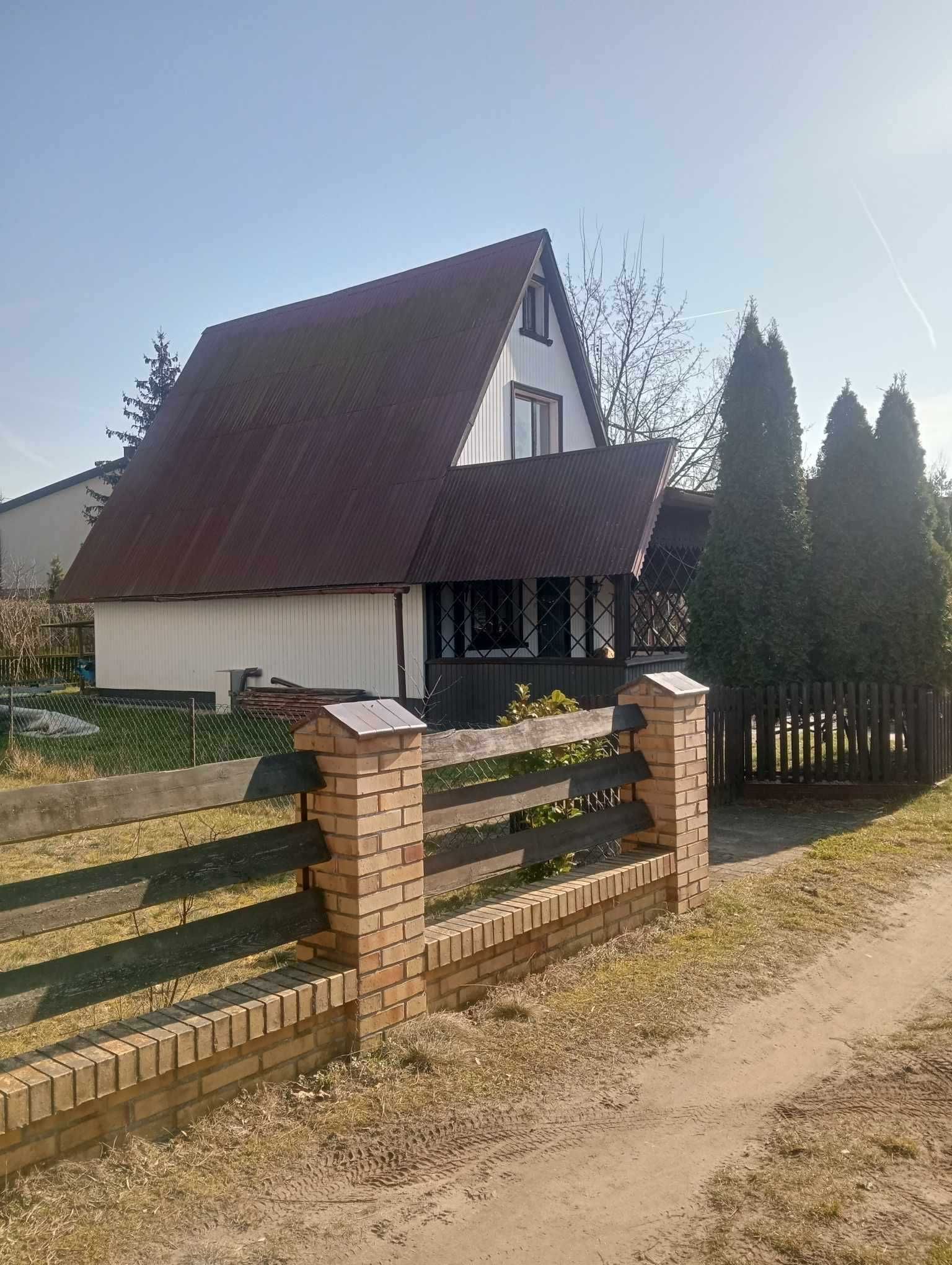 Sprzedam dom z działką
