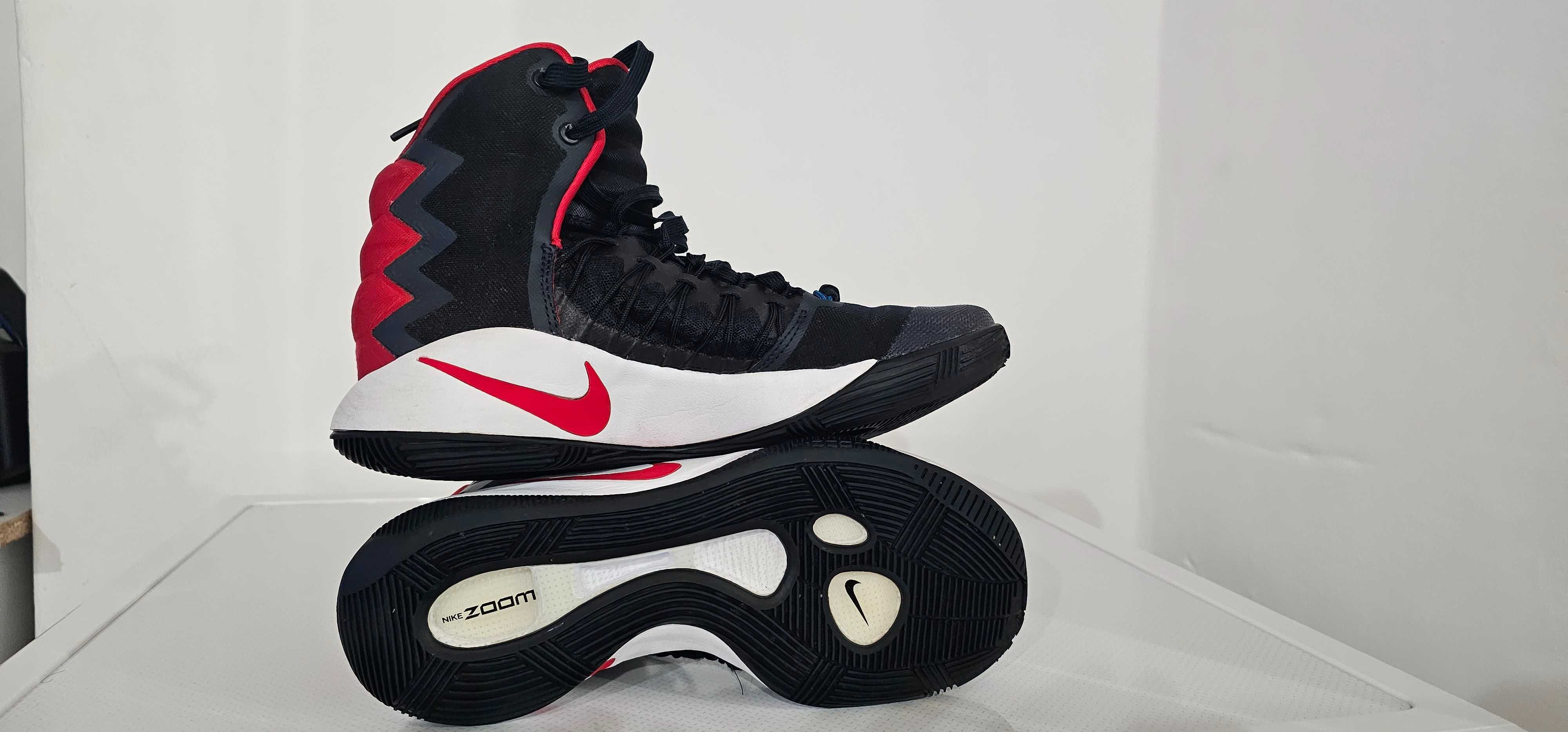 Nike Hyperdunk 2016 - Tamanho 40: Oportunidade Única!