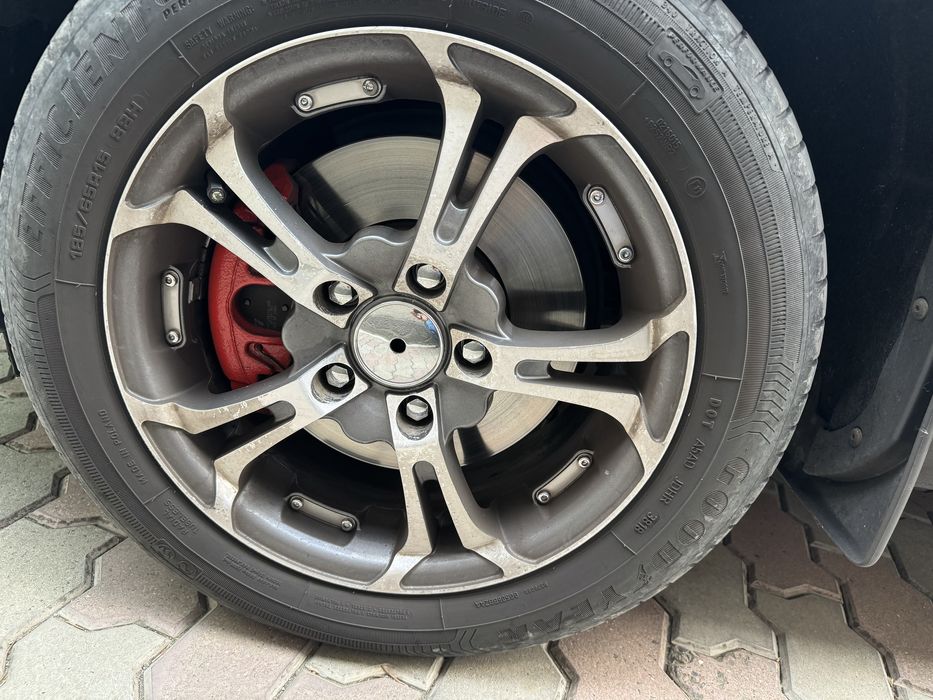 Skoda Octavia 2011 рік 1.8 автомат 168 тис км