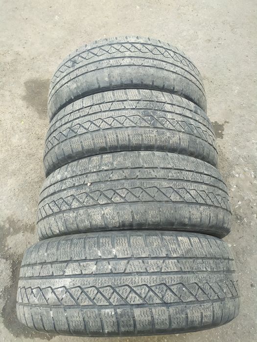 Продам резину 225/60r17