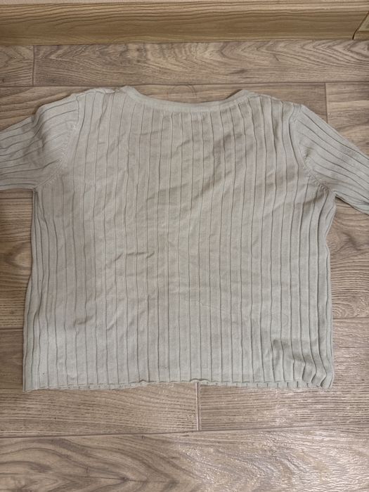 Женская кофточка в рубчик