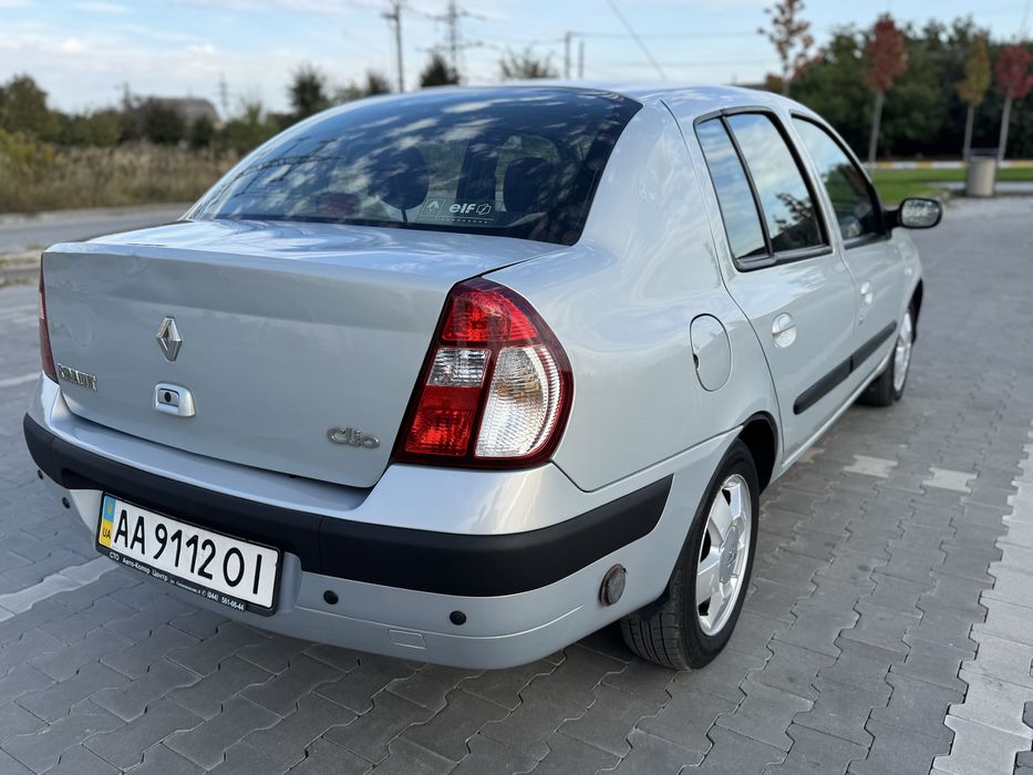 RENAULT Symbol clio автомат