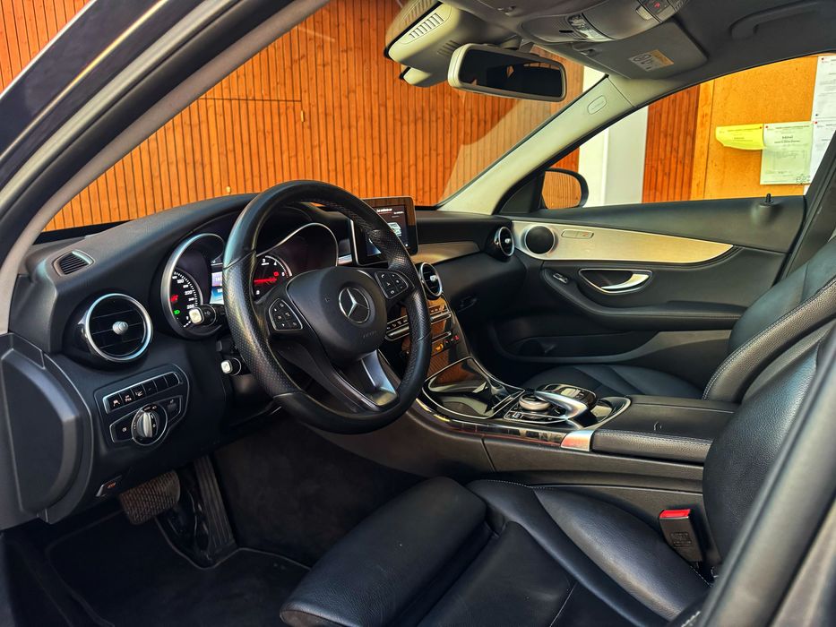 Mercedes-Benz C200 CDI Avantgarde Station Auto - Desde 285€ Mês