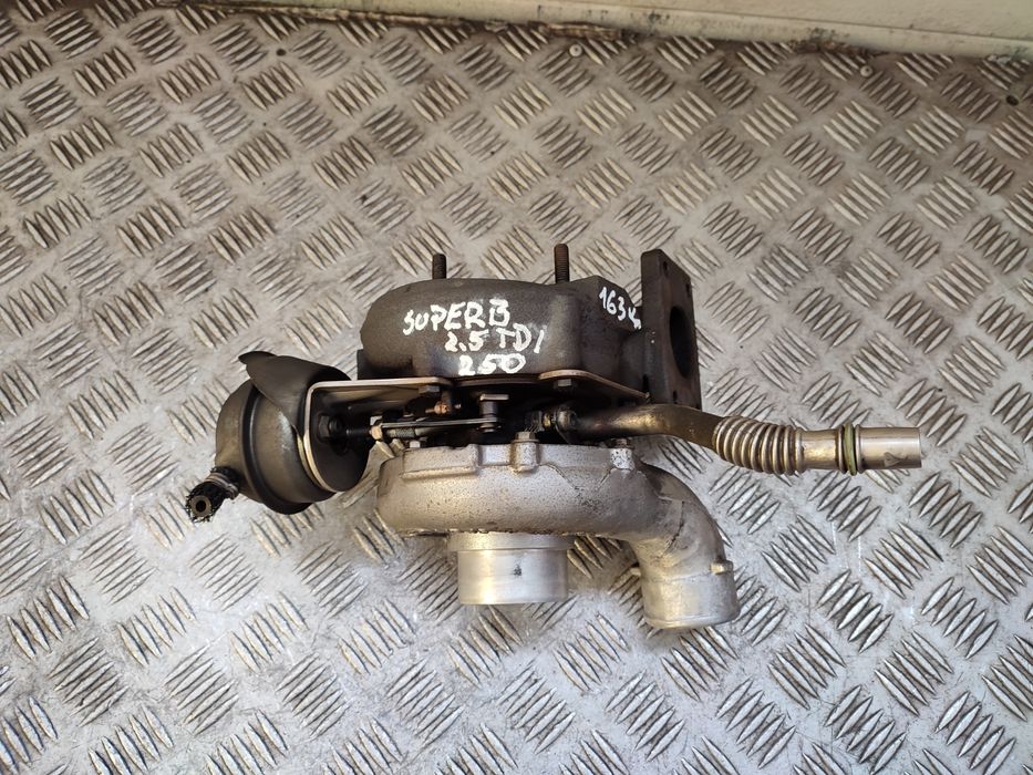 Skoda Superb I VW Passat B5 2.5 TDI turbina turbosprężarka